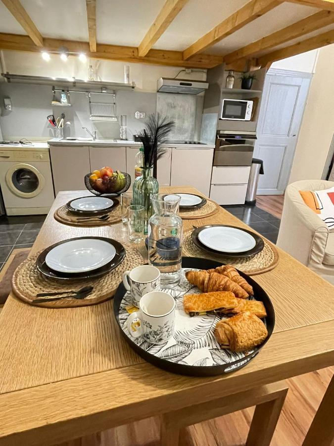 Abyad - A 300 M Des Arenes Apartment นีมส์ ภายนอก รูปภาพ